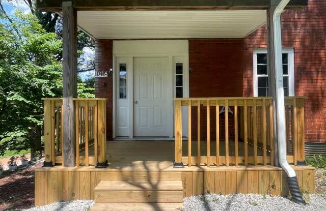 Charming 2BR House in Pittsburgh, Section 8 Considered!! Gallery 3