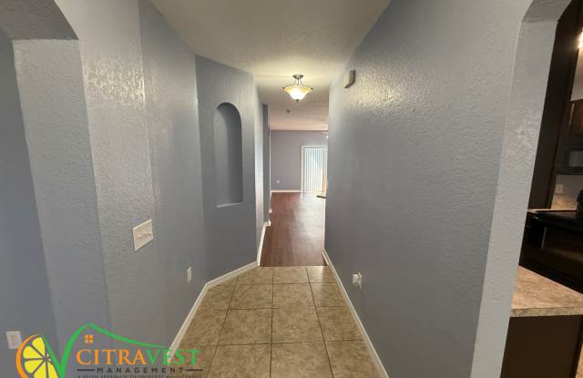 1433 Wallace Manor Pass Gallery 2