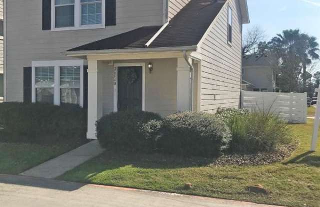 26840 Wellington Ct Gallery 3