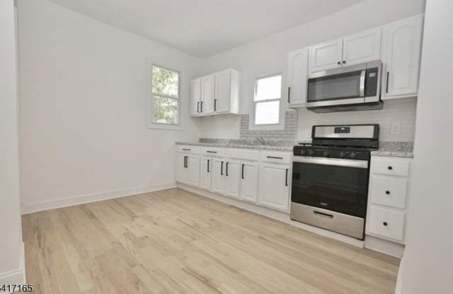 43 Bragaw Ave photos photos