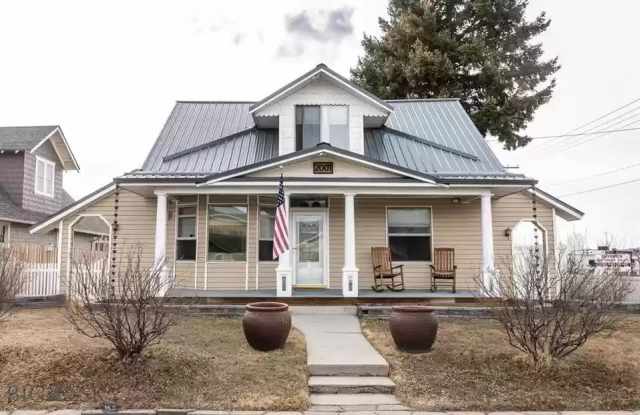 2001 Nevada Ave photos photos