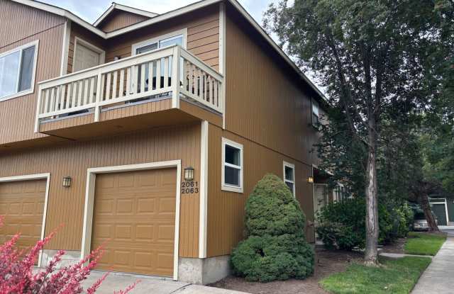 2 Bed/1.5 Bath Unit in Triplex with Single Car Garage - Canyon Drive photos photos