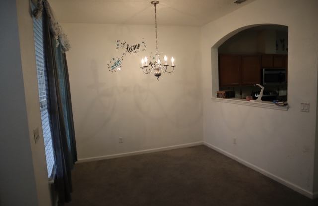 625 Oakleaf Plantation Parkway Gallery 2