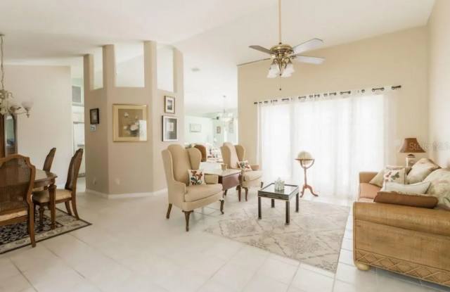 $5,495/month -- Beautifully Furnished Pool Home Seasonal Rental ** Lakefront Views ** Just minutes from Manasota Key Beach Gallery 4