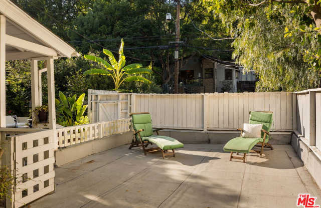 2146 Stanley Hills Drive Gallery 2