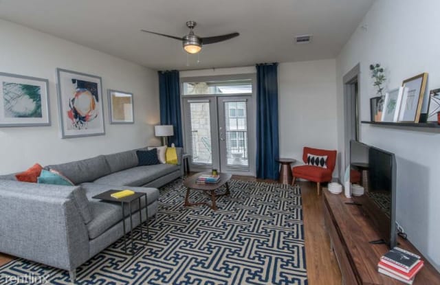 8004 W. US 290 Hwy 158485 - 8004 Highway 290 W, Austin, TX 78736