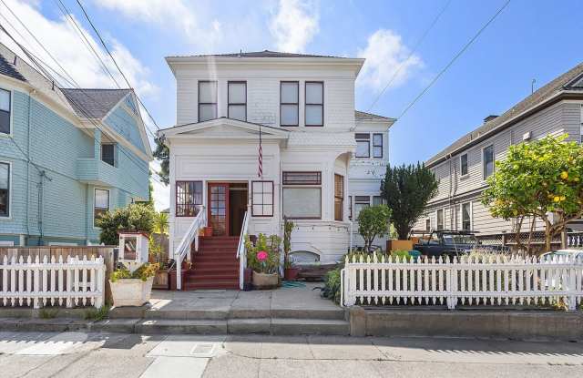918 Lafayette St #3 - 1 bedroom | 1 bathroom photos photos