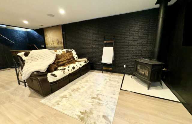 4011 Jodi Dr Gallery 3