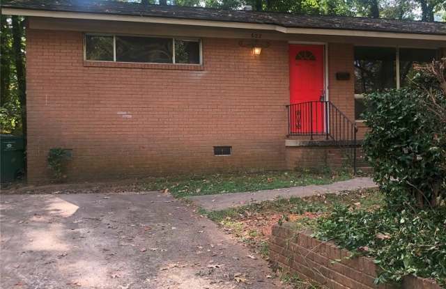 622 Camrose Drive - 622 Camrose Drive, Charlotte, NC 28215