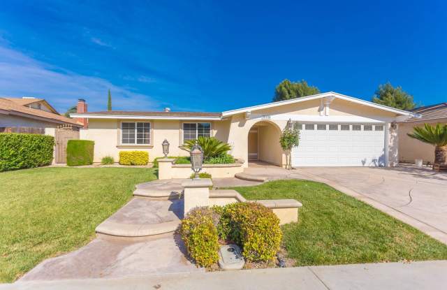 Single-Story Home For Rent In Saugus - 28158 Shelter Cove Drive, Santa Clarita, CA 91350
