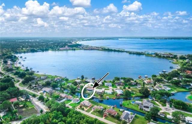 639 Killarney Drive Gallery 3
