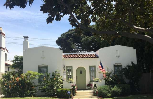 Coronado Village Home - 559 B Avenue photos photos