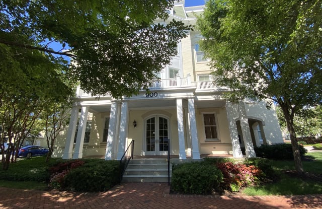 900 N Washington St Unit 102E - 900 North Washington Street, Alexandria, VA 22314