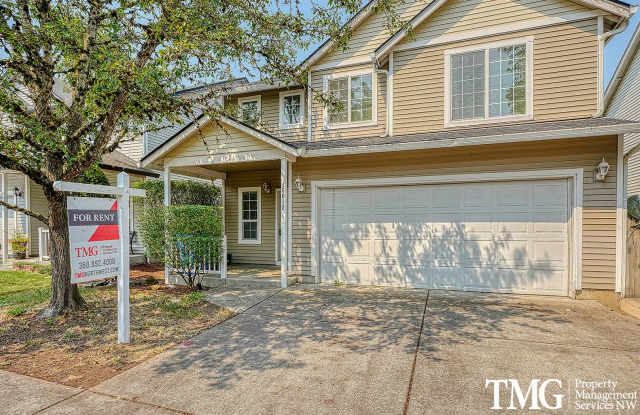 Spacious 4 Bedroom Home w/ Upstairs Laundry & Fully Fenced Yard! Gallery 1