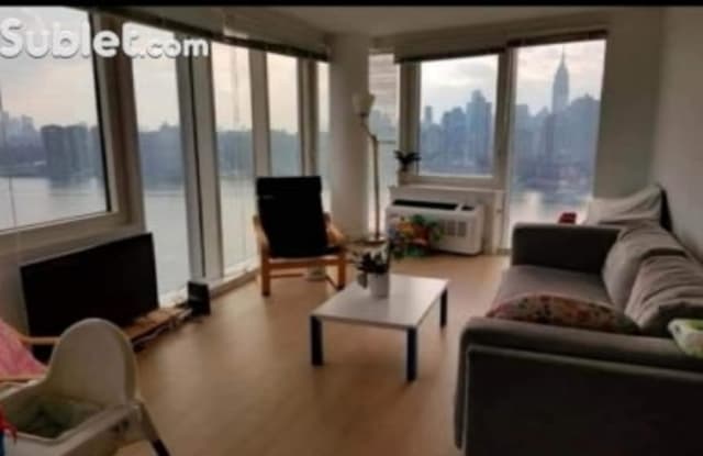 Hunter's Point South Commons - 1-50 50th Avenue, Queens, NY 11101