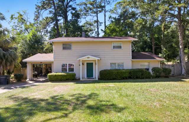 Why rent an apartment, when you can live in a house? Now Available for August 2027! photos photos