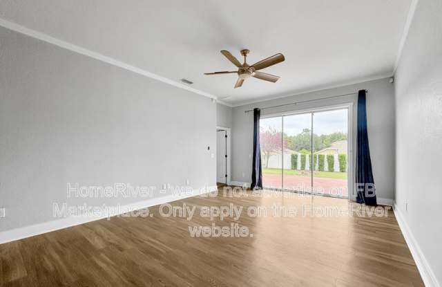 4663 SW 40th Ln Gallery 4