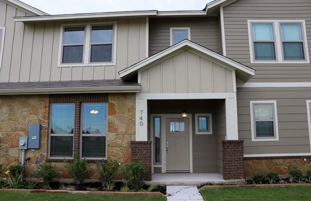 740 Westfield Boulevard photos photos