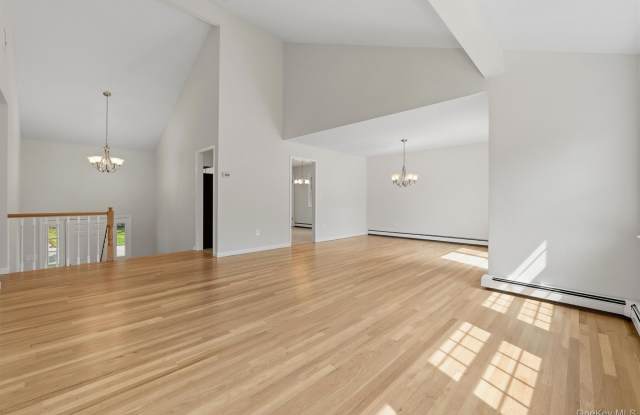 1 Walker Drive S Gallery 4