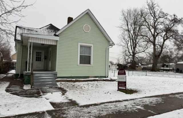 607 South 14th Street - 607 South 14th Street, Terre Haute, IN 47807