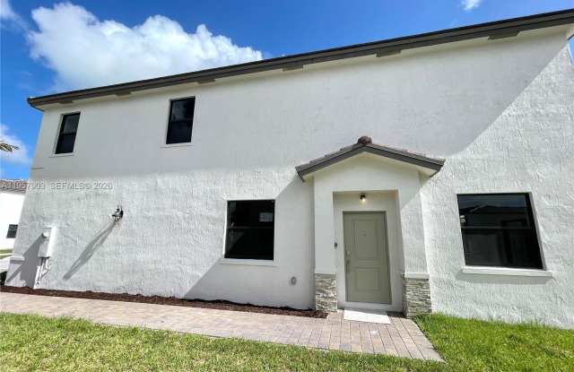 23110 SW 129th Pl Gallery 4