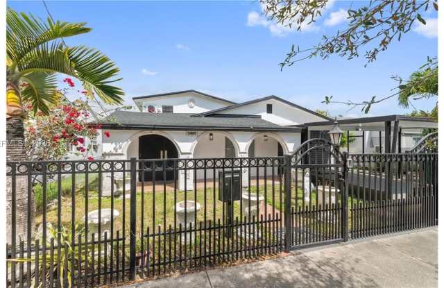 1409 NW 44th St photos photos