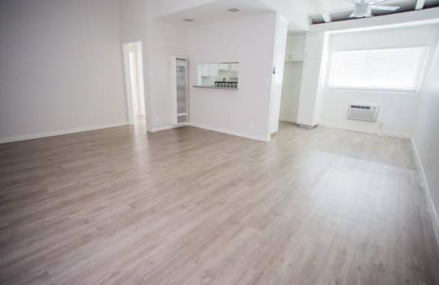 14626 Blythe Street - 14626 Blythe Street, Los Angeles, CA 91402