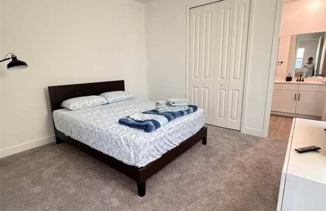 1690 CROOKED CREEK Street Gallery 3