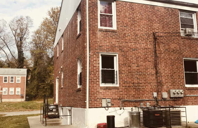4519 Fairfax Rd Apt 1 - 4519 Fairfax Road, Baltimore, MD 21216