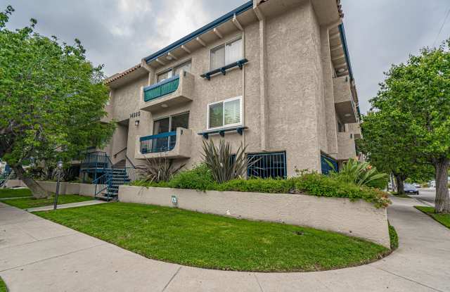 2 Bedroom Condo for Rent in Sherman Oaks! Gallery 3