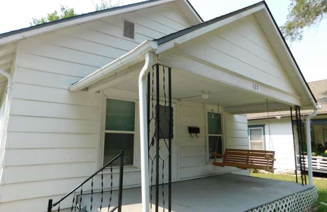 Charming 2 Bedroom/1 Bath Home in El Dorado! photos photos
