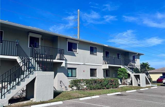 423 Cape Coral Parkway W unit: 103 photos photos