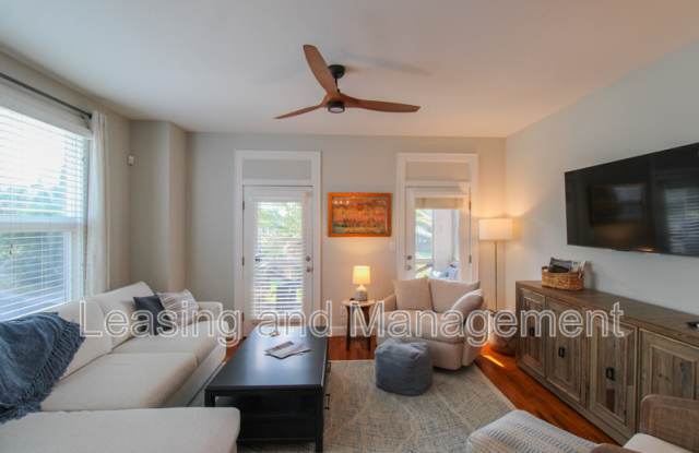 744 Gate Post Drive Gallery 3