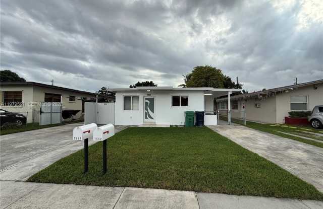 7550 NW 2nd Ter photos photos