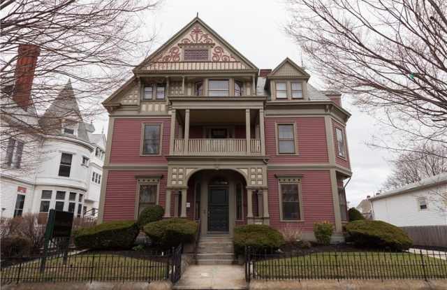 463 Broadway - 463 Broadway, Providence, RI 02909