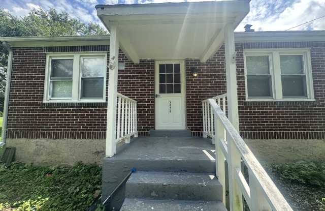 5028 Grammes Road Gallery 2