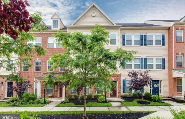 7048 FOXTON Way photos photos