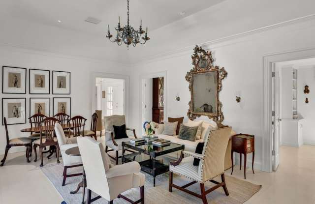 100 River Oak Lane Gallery 3