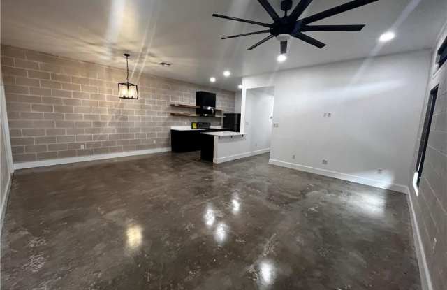 2718 Grace Gallery 2