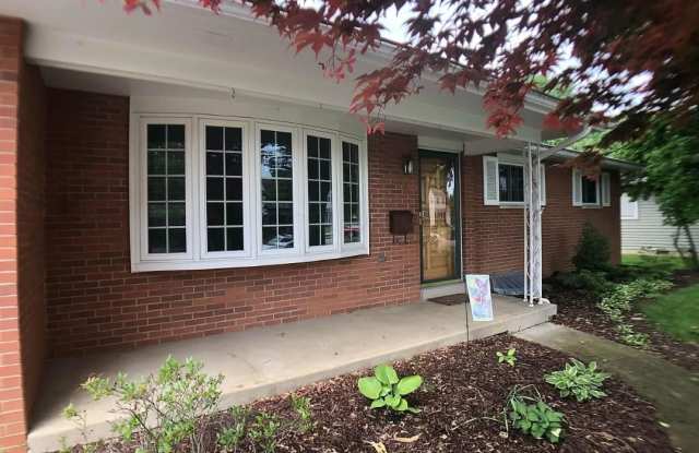 619 College Crest Road Gallery 2