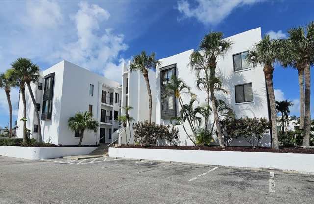 2950 N BEACH ROAD photos photos