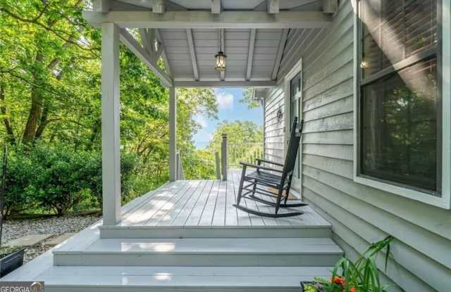 579 Galaxy Way NE photos photos