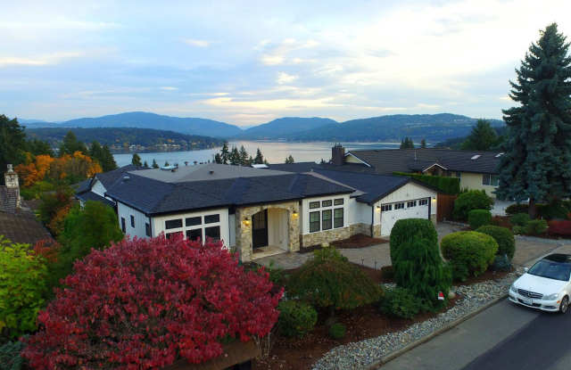 Lochmoor Lakeview Home in Bellevue photos photos