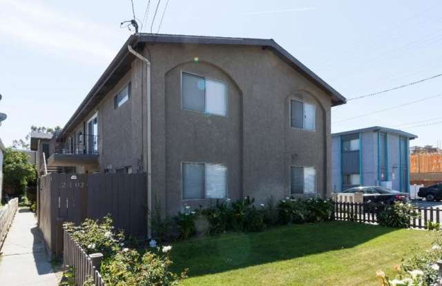2102 Mathews Avenue photos photos