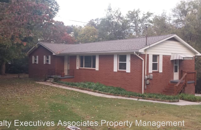 2512 Mentor Road - 2512 Mentor Road, Louisville, TN 37777