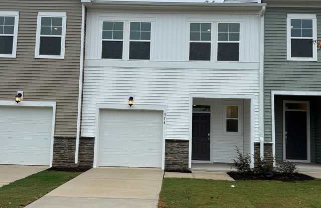BRAND NEW GORGEOUS TOWNHOUSE in a very convenient subdivision of Smithfield!! - 314 Thompson Overlook Way, Johnston County, NC 27577 BRAND NEW GORGEOUS TOWNHOUSE in a very convenient subdivision of Smithfield!! - 314 Thompson Overlook Way, Johnston County, NC 27577