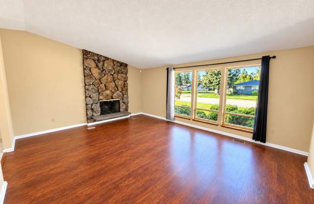 10906 E. 27th Ave Spokane WA 99206 - NuKey Realty & Property Management LLC Gallery 3