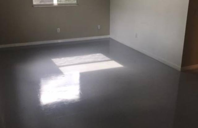 4406 Lenox Blvd, Gallery 4