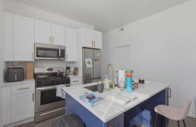 2350 West Charleston Street photos photos