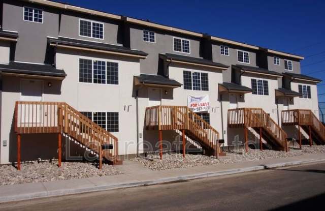 2995 W Yale Ave photos photos